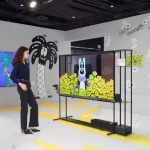 Arte Pop Psicodélico se Encuentra con la Tecnología Transparente: LG OLED y Steven Harrington en Frieze NY