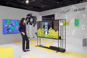 LG-OLED-Frieze-NY_3-scaled