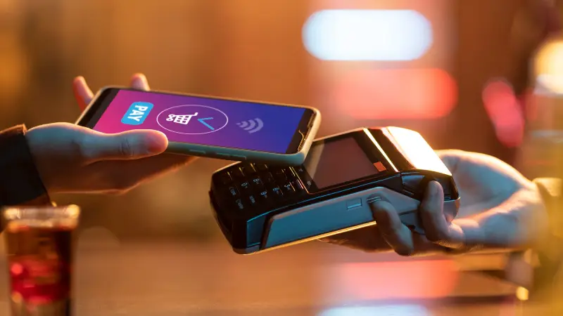 Innovaciones digitales que unen el presente y el futuro de la banca en Colombia_CirionCol