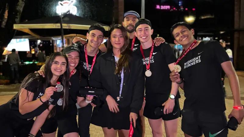 Alianza LG xbom y Midnight Runners 04