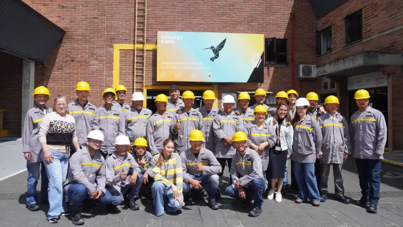 becarios renault col