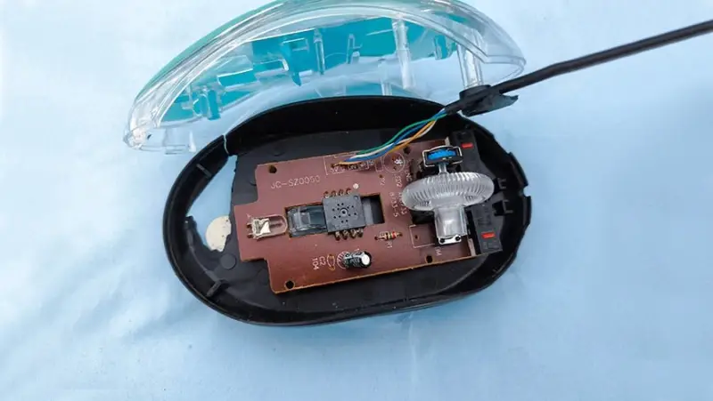 ACER Cómo reparar un mouse averiado (1)