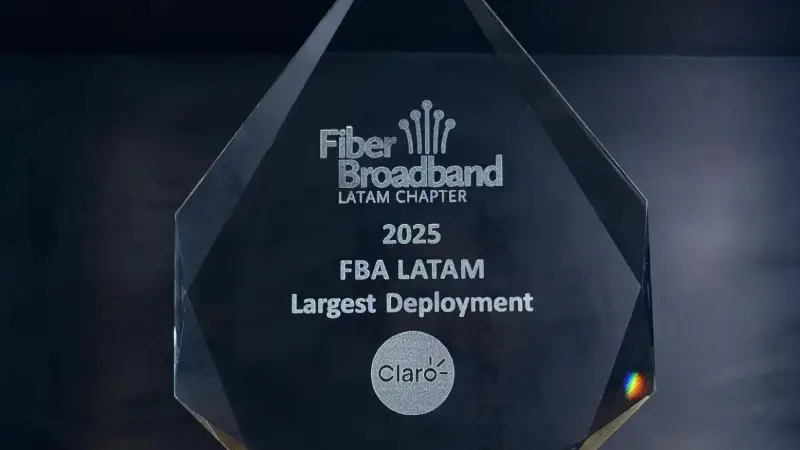 Reconocimiento por el despliegue de fibra óptica más grande del país 2