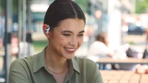 JBL_Sense_Pro-lifestyle03-white