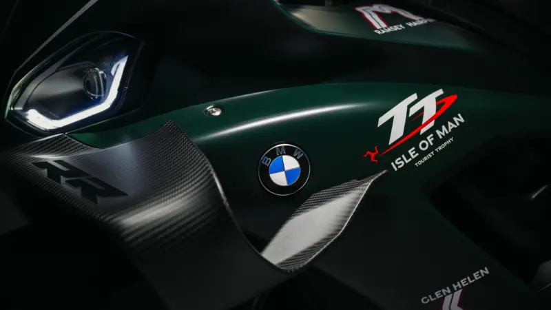 bmw-m-1000-rr-limite