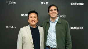Won Choi, presidente de Samsung Colombia, Jose Vicente Gedeón, CEO Cobre .jpg (1)